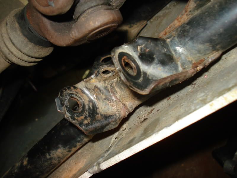 pics of 2002 front control arms??? Yamaha Grizzly ATV Forum